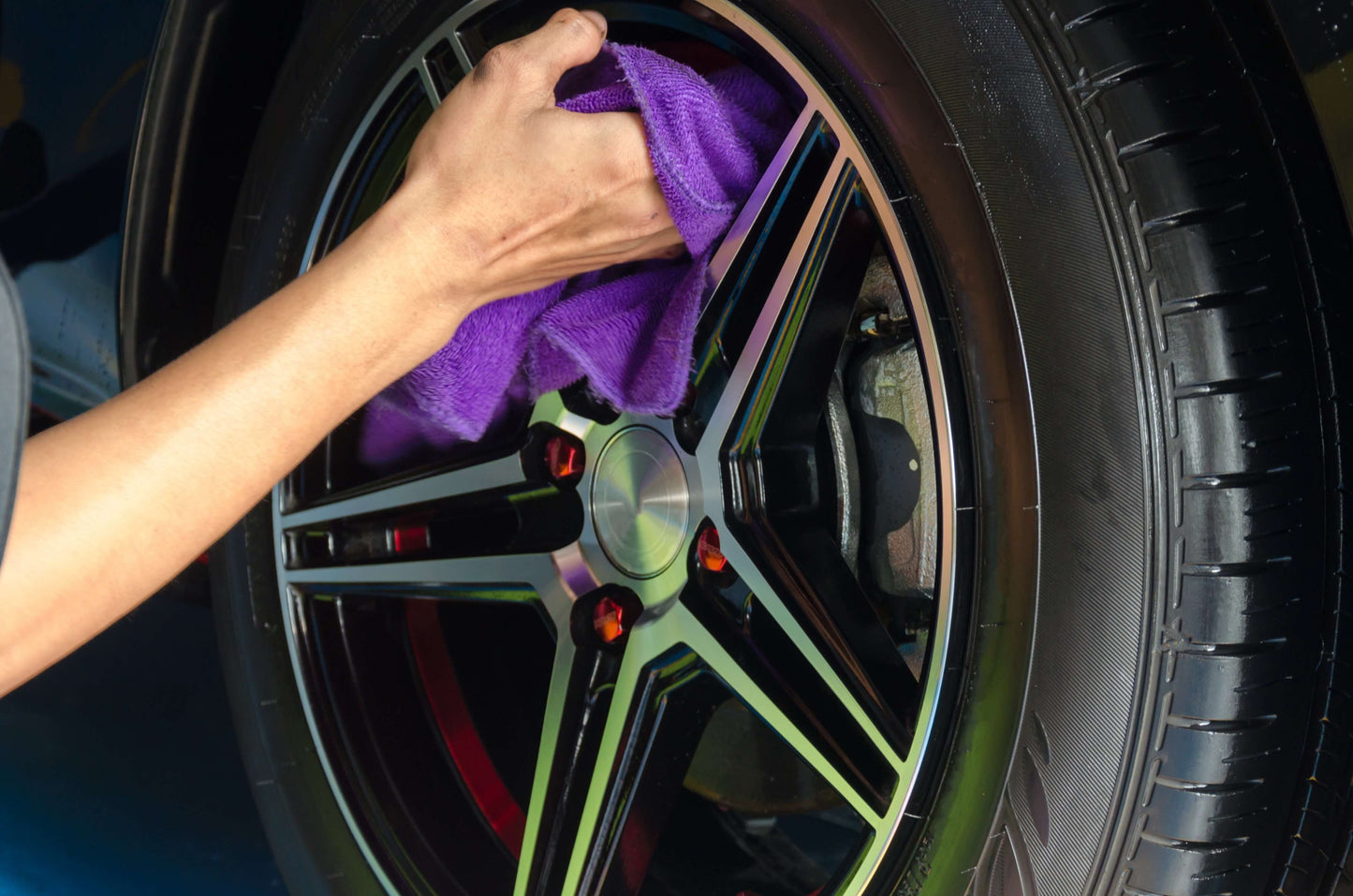 Edgeless Microfiber Detailing and Polishing Cloth (40 cm x 40 cm, 400 gsm, Pack of 4, Multicolor)